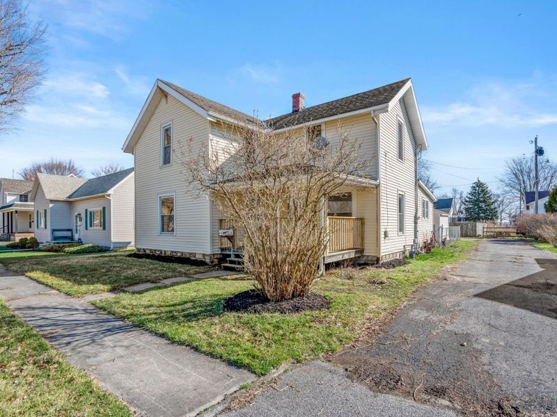 420 N Simon Street, Ada, OH 45810 Photo 2