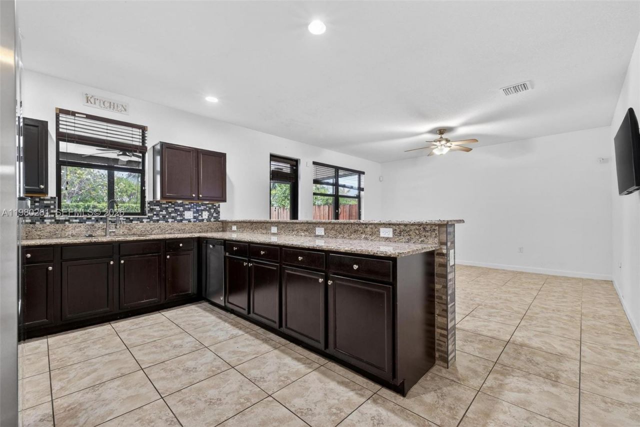 11561 SW 232nd Ln, Homestead, FL 33032 Photo