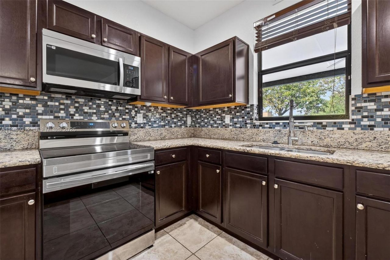 11561 SW 232nd Ln, Unit 11561, Homestead, FL 33032 Photo