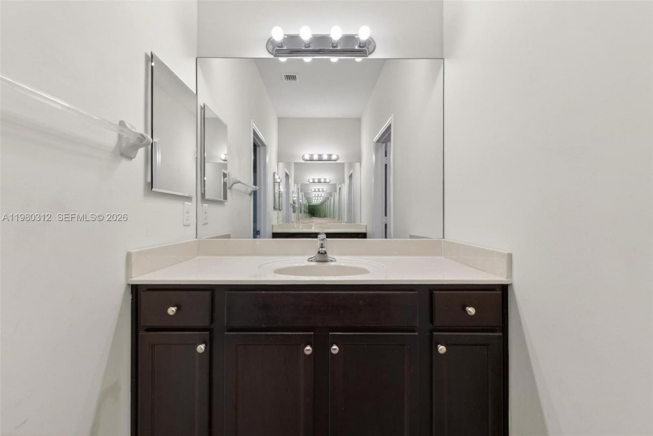 11561 SW 232nd Ln, Unit 11561, Homestead, FL 33032 Photo