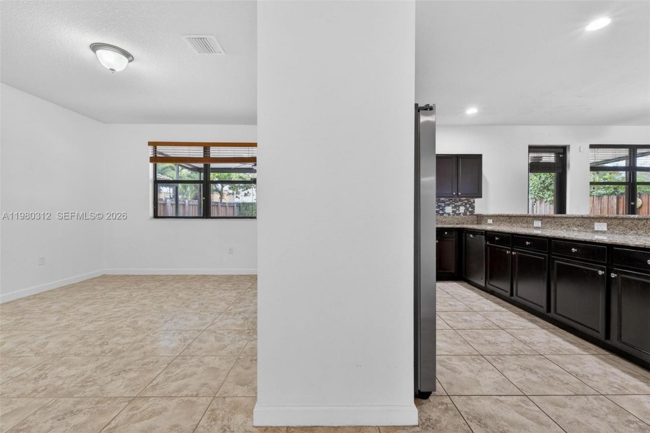 11561 SW 232nd Ln, Unit 11561, Homestead, FL 33032 Photo