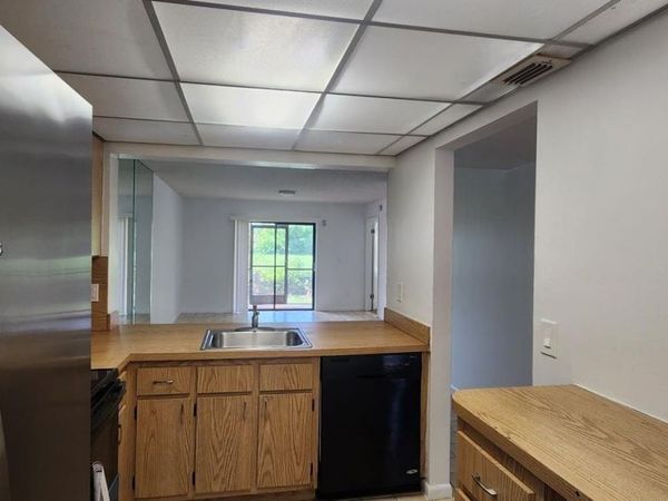 880 NE 207th Ter , Unit 104-10, Miami, FL 33179