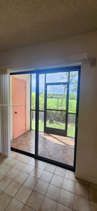 880 NE 207th Ter , Unit 104-10, Miami, FL 33179 Photo
