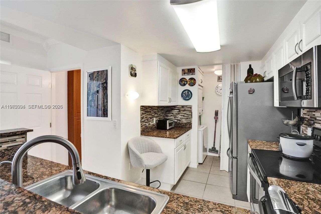 215 SW 42nd Ave , Unit 704, Miami, FL 33134 Photo