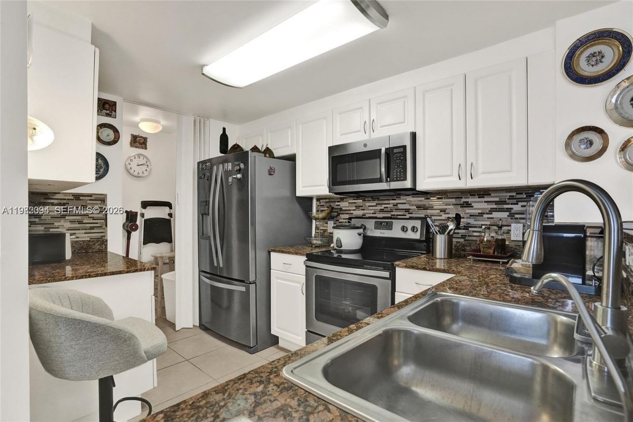 215 SW 42nd Ave , Unit 704, Miami, FL 33134 Photo