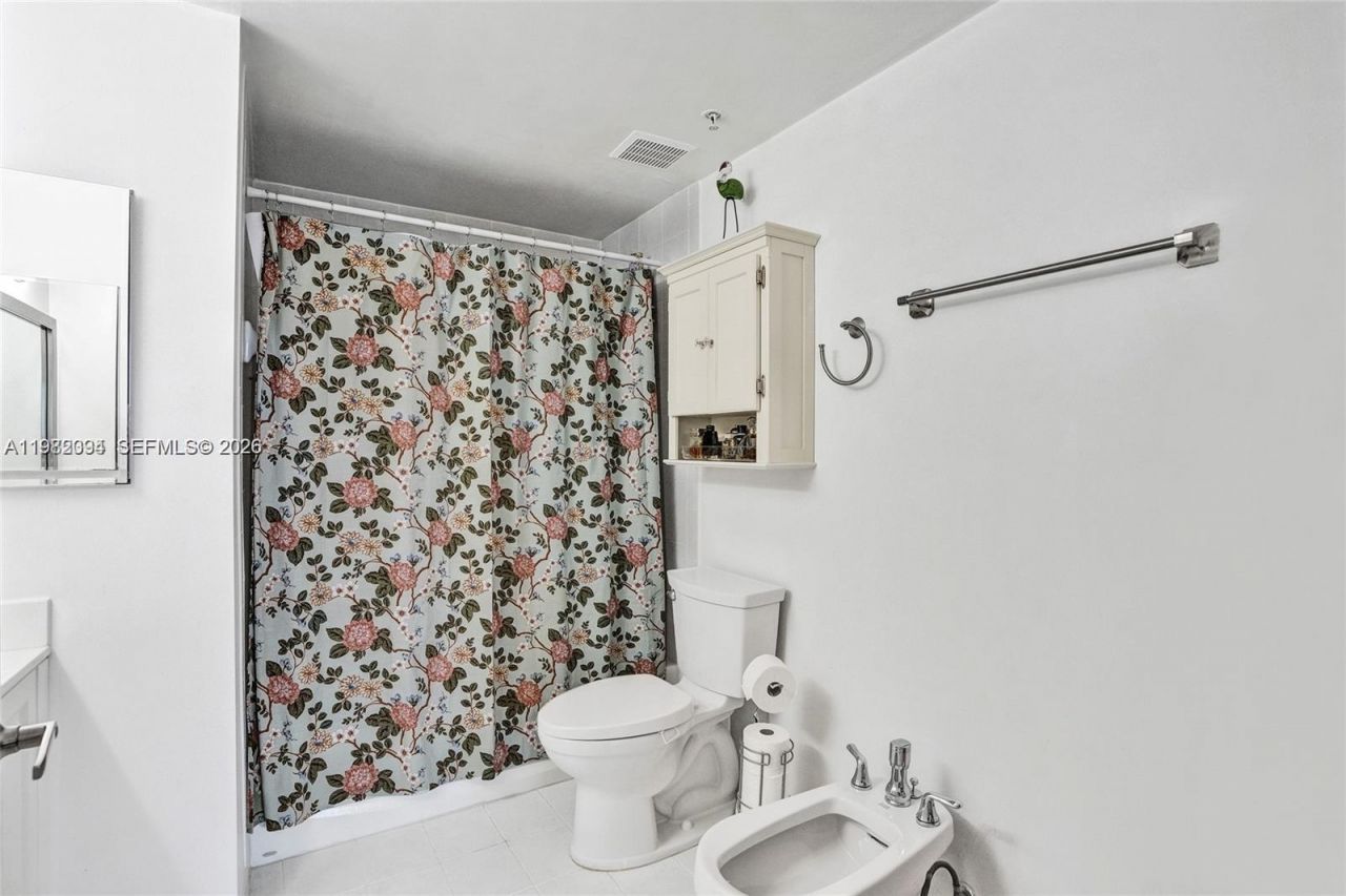 215 SW 42nd Ave , Unit 704, Miami, FL 33134 Photo