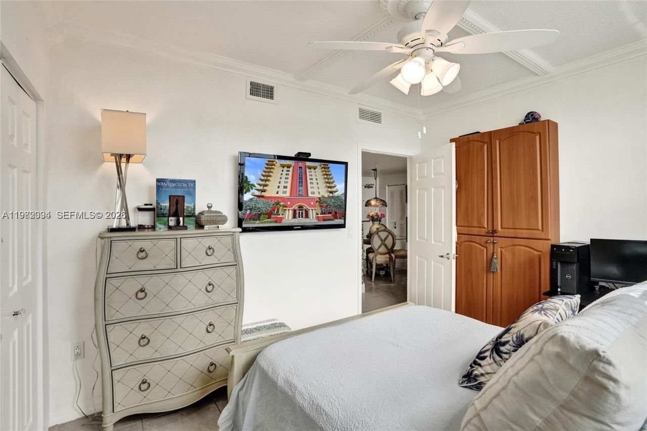 215 SW 42nd Ave , Unit 704, Miami, FL 33134 Photo