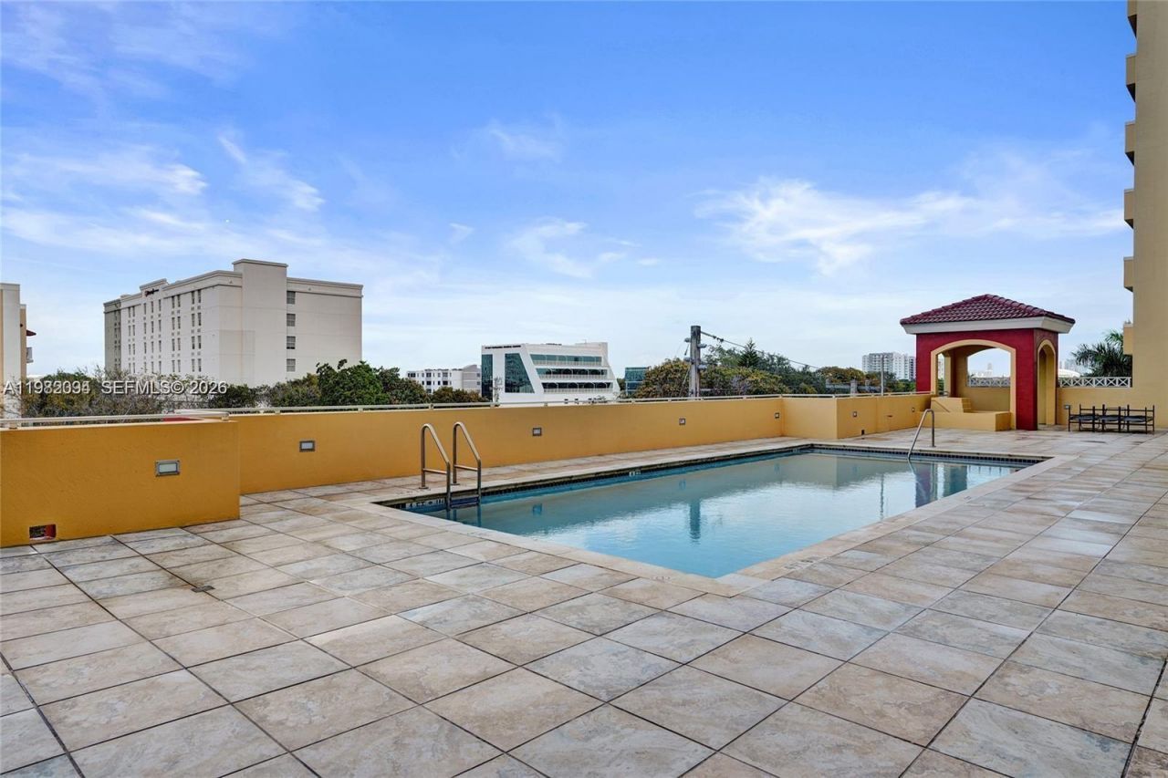 215 SW 42nd Ave , Unit 704, Miami, FL 33134 Photo