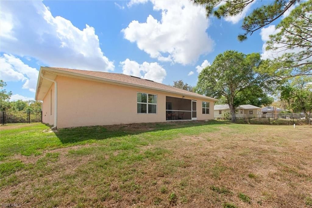 3820 Hillandale St, Fort Myers, FL 33905 Photo