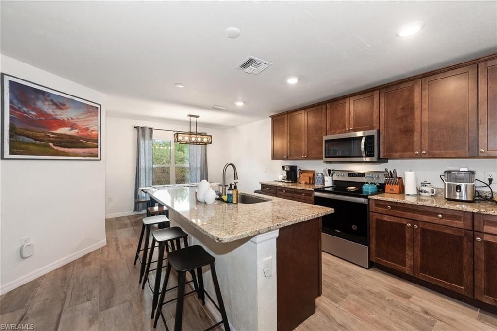 3820 Hillandale St, Fort Myers, FL 33905 Photo