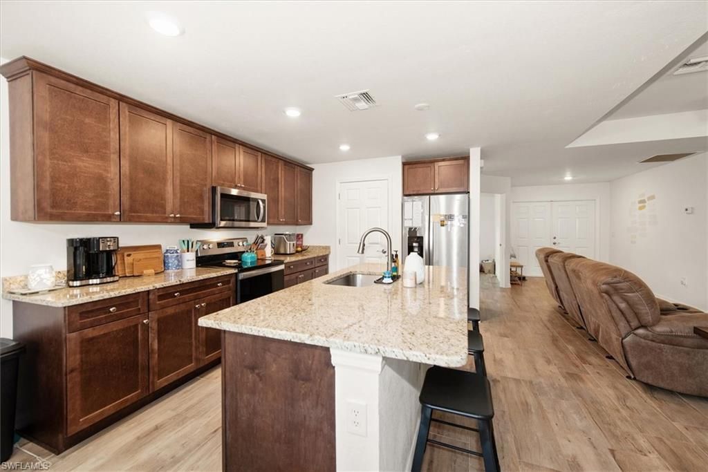 3820 Hillandale St, Fort Myers, FL 33905 Photo