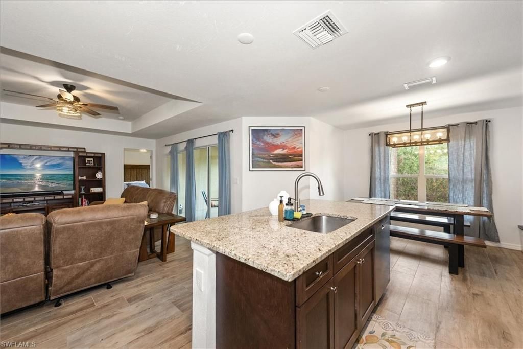 3820 Hillandale St, Fort Myers, FL 33905 Photo