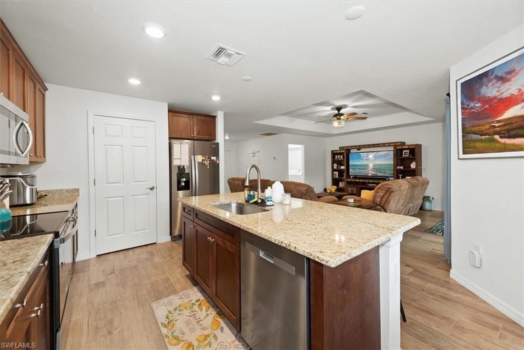 3820 Hillandale St, Fort Myers, FL 33905 Photo