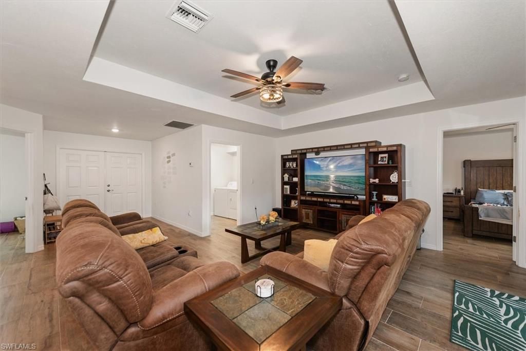 3820 Hillandale St, Fort Myers, FL 33905 Photo