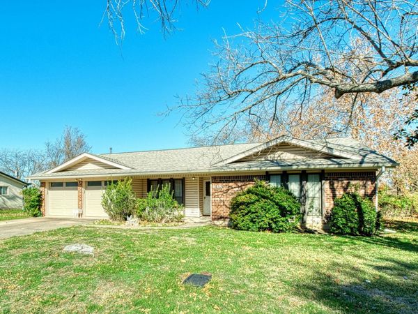 108 Fairlane DR , Round Rock, TX 78664