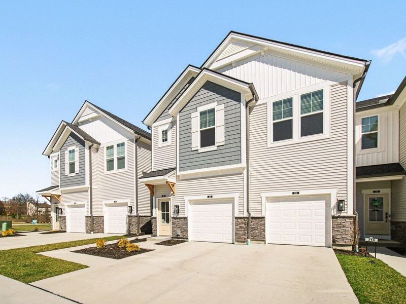 312 Cornwall Drive, Florence, KY 41042 Photo 2
