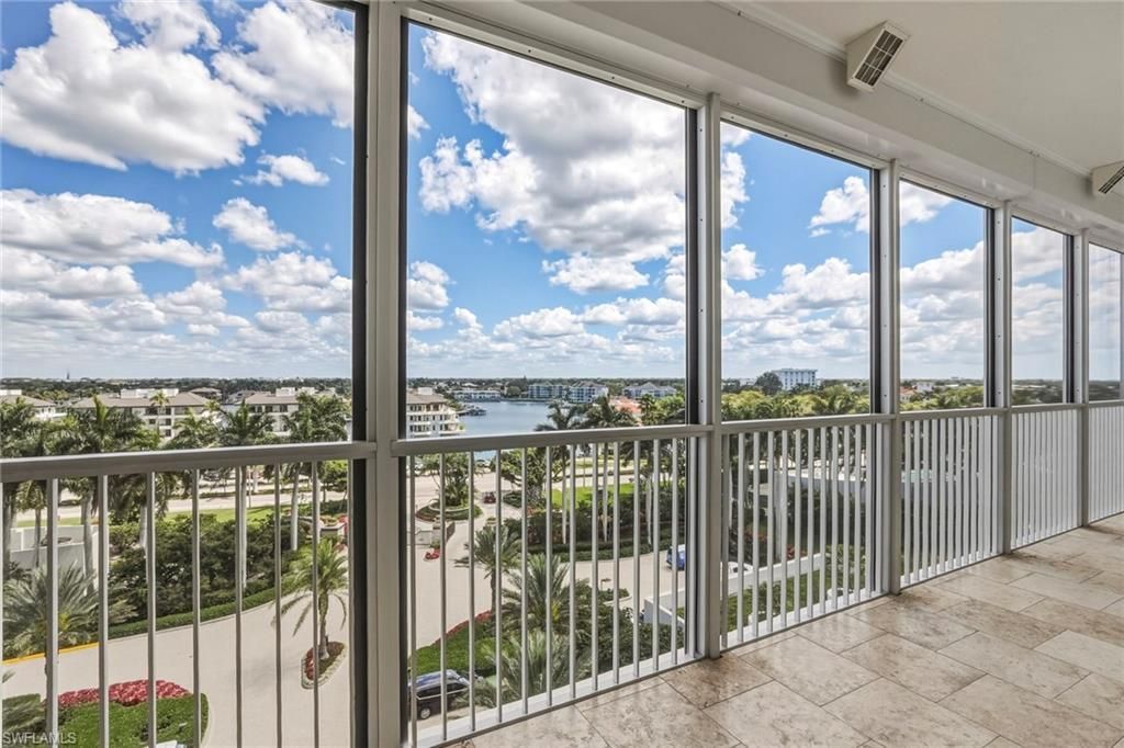 4201 Gulf Shore Blvd N, Unit 702, Naples, FL 34103 Photo