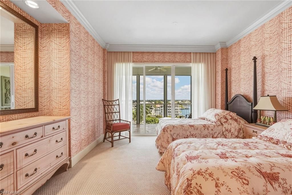 4201 Gulf Shore Blvd N, Unit 702, Naples, FL 34103 Photo