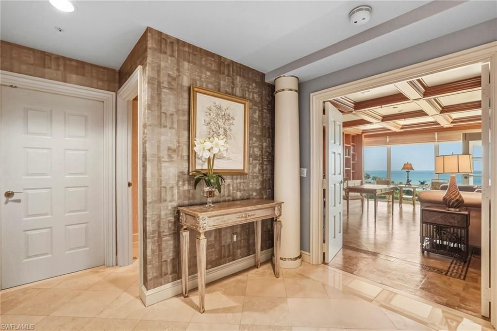 4201 Gulf Shore Blvd N, Unit 702, Naples, FL 34103 Photo