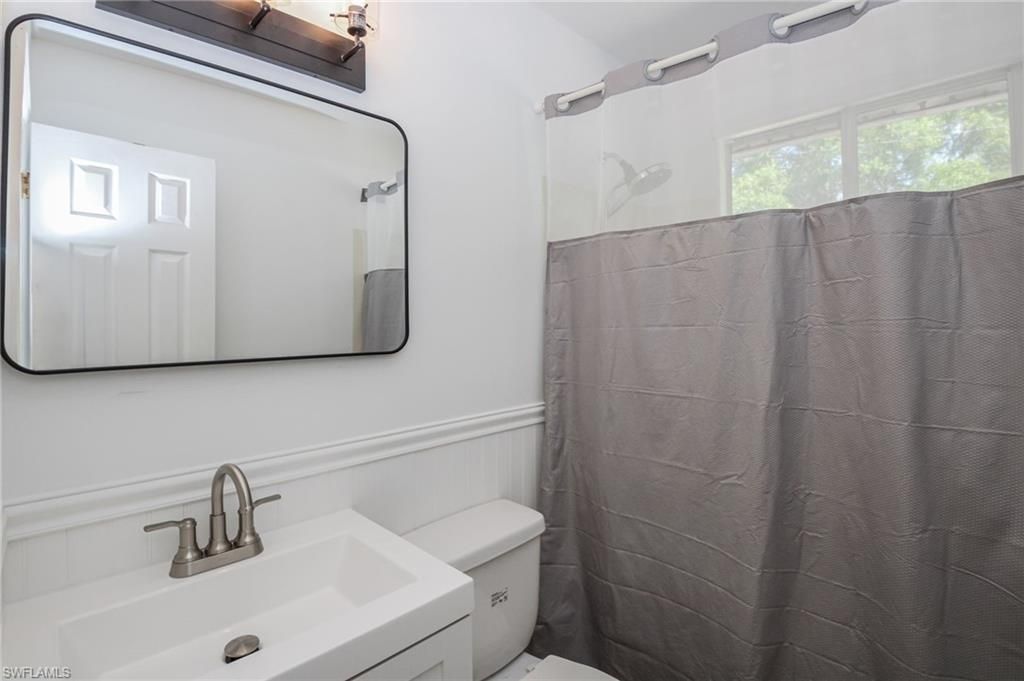 203 E 11th St, Lehigh Acres, FL 33972 Photo