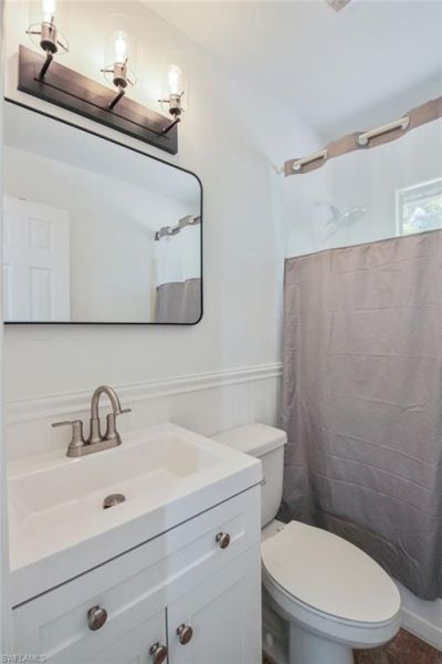 203 E 11th St, Lehigh Acres, FL 33972 Photo
