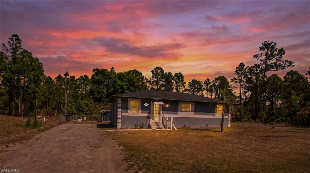 203 E 11th St, Lehigh Acres, FL 33972 Photo