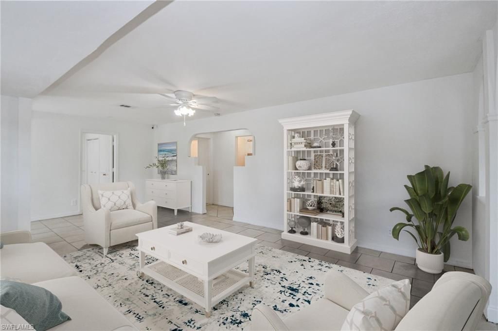 203 E 11th St, Lehigh Acres, FL 33972 Photo
