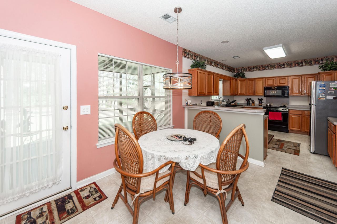 158 Red Cypress Drive Photo 10