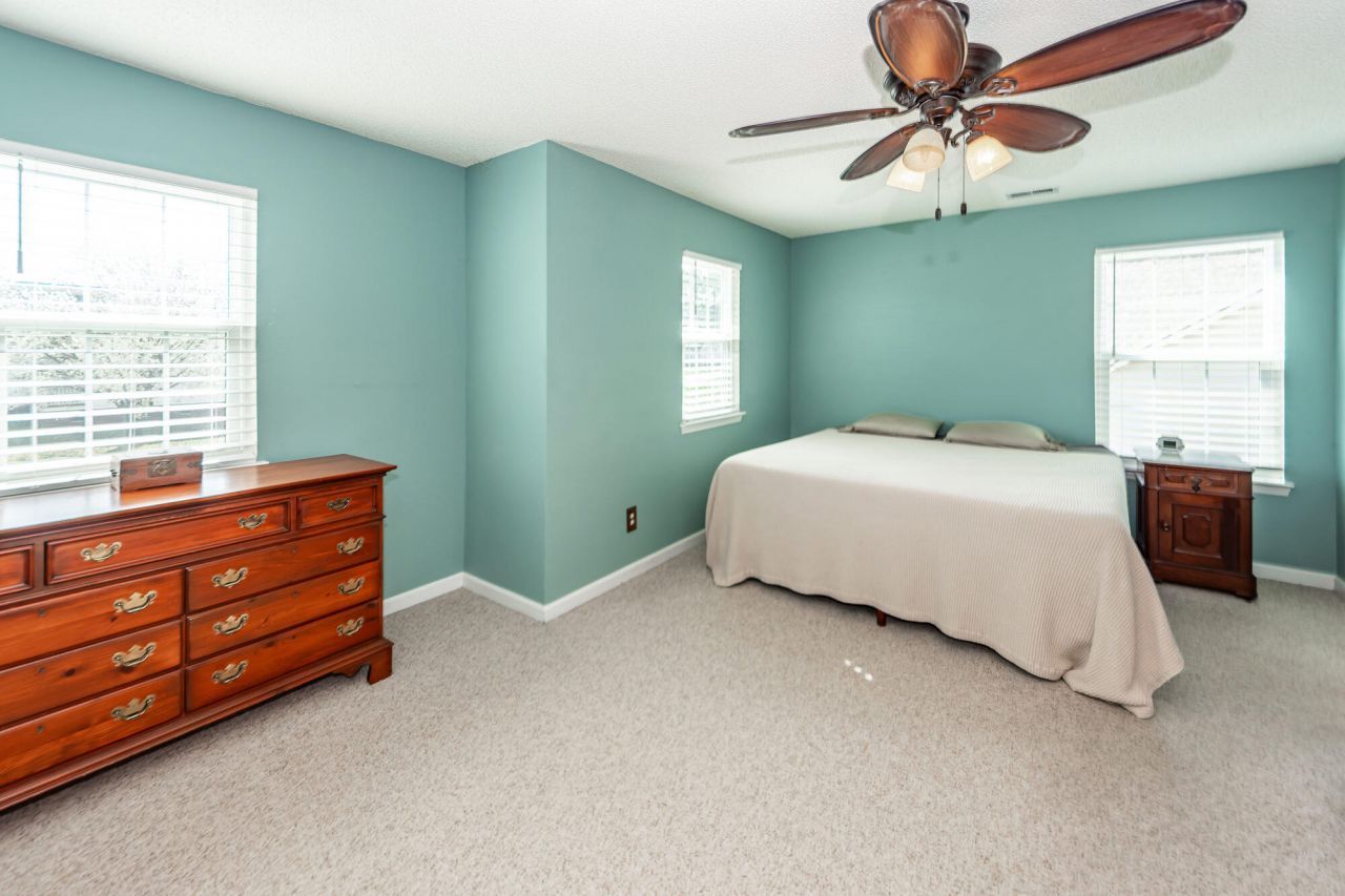 158 Red Cypress Drive Photo 20