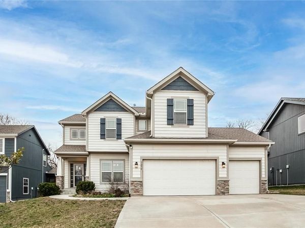 7370 N Lamar Avenue, Kansas City, MO 64152