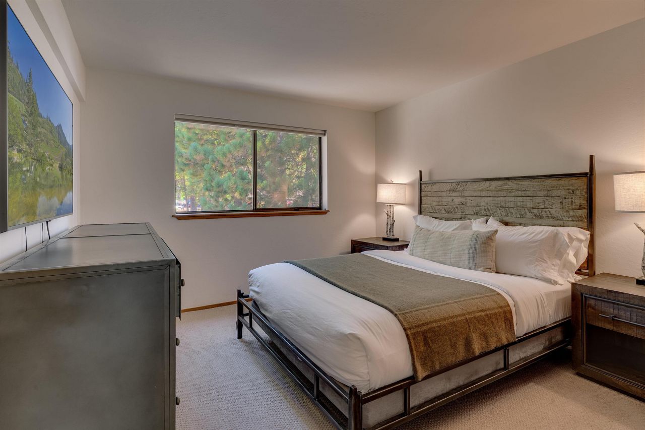 7708 North Lake Boulevard, Tahoe Vista, CA 96148 Photo