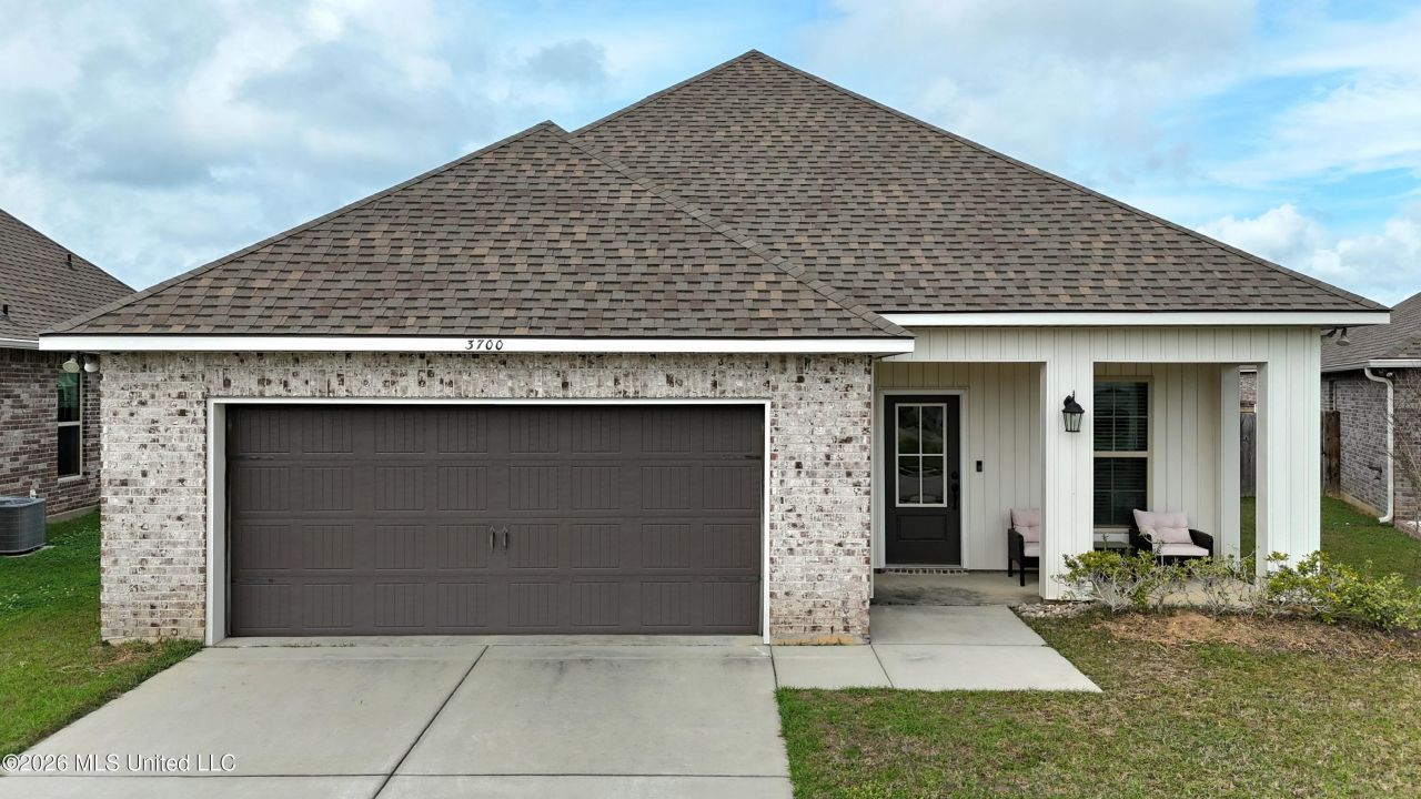 3700 Victor Lane, Diberville, MS 39540 Main Photo