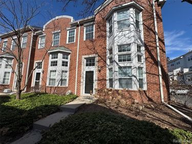 115 N Georgetown Square , Royal Oak, MI 48067