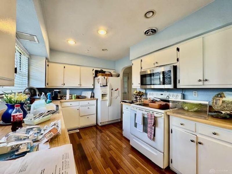 100 Green Valley Drive, Enon Vlg, OH 45323 Photo 20