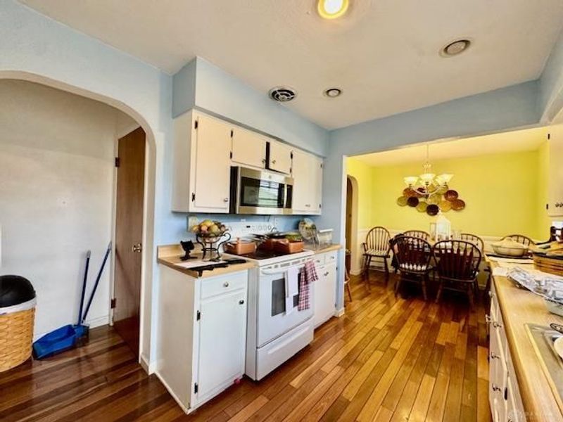 100 Green Valley Drive, Enon Vlg, OH 45323 Photo 23