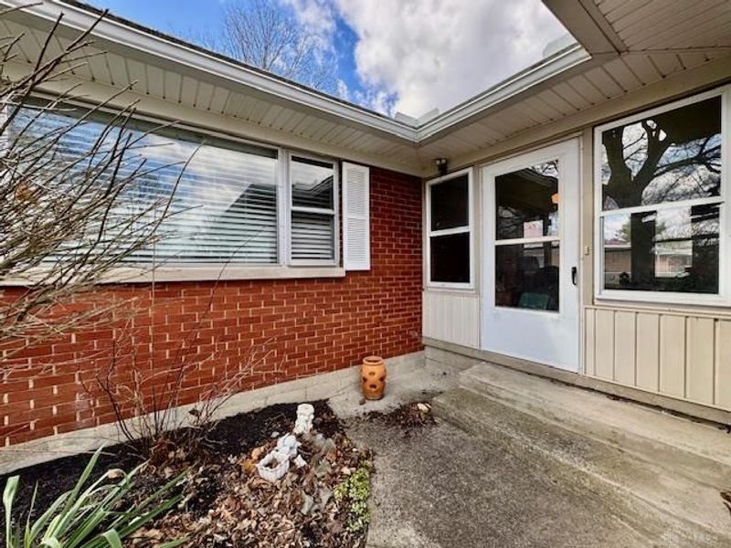 100 Green Valley Drive, Enon Vlg, OH 45323 Photo 3