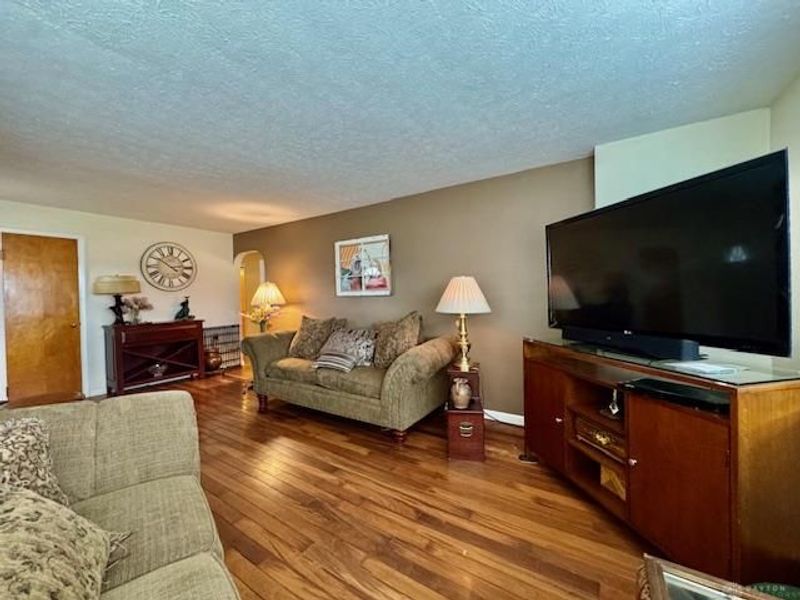 100 Green Valley Drive, Enon Vlg, OH 45323 Photo 6