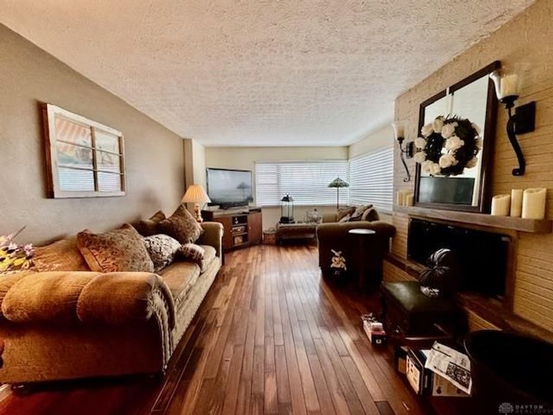 100 Green Valley Drive, Enon Vlg, OH 45323 Photo 8