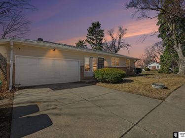 5405 Browne Street , Omaha, NE 68104