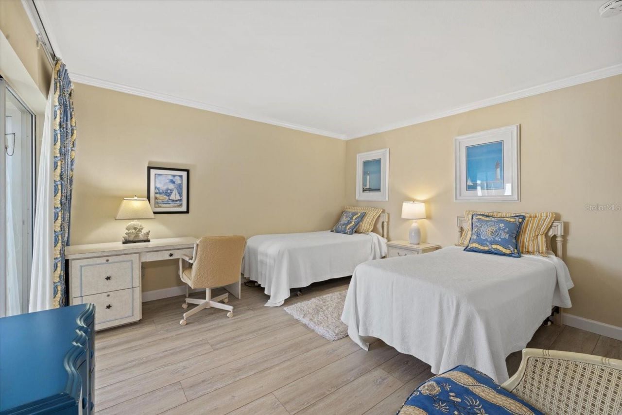3240 Gulf Of Mexico Drive , Unit B402, Longboat Key, FL 34228 Photo