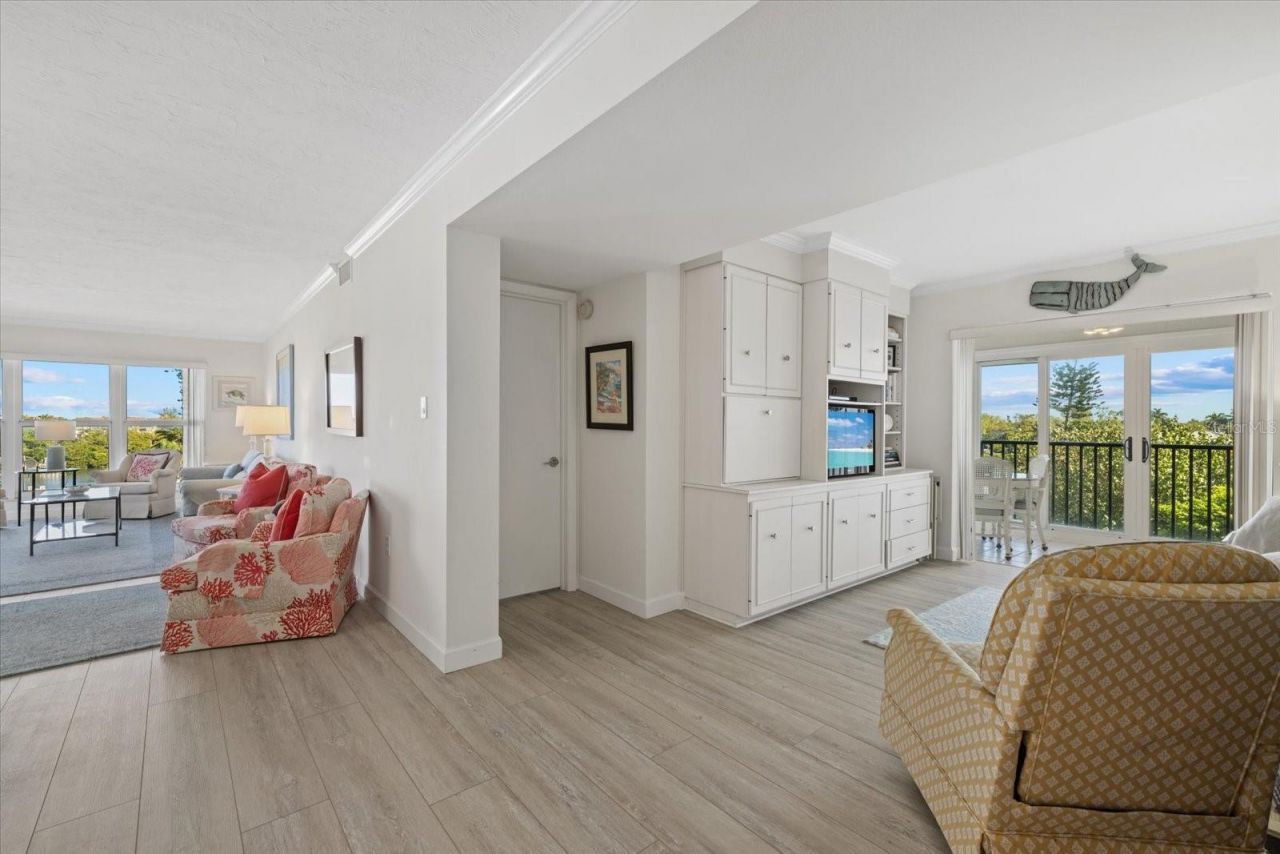 3240 Gulf Of Mexico Drive , Unit B402, Longboat Key, FL 34228 Photo