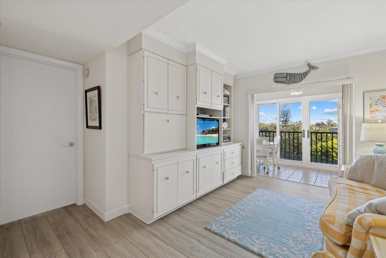 3240 Gulf Of Mexico Drive , Unit B402, Longboat Key, FL 34228 Photo
