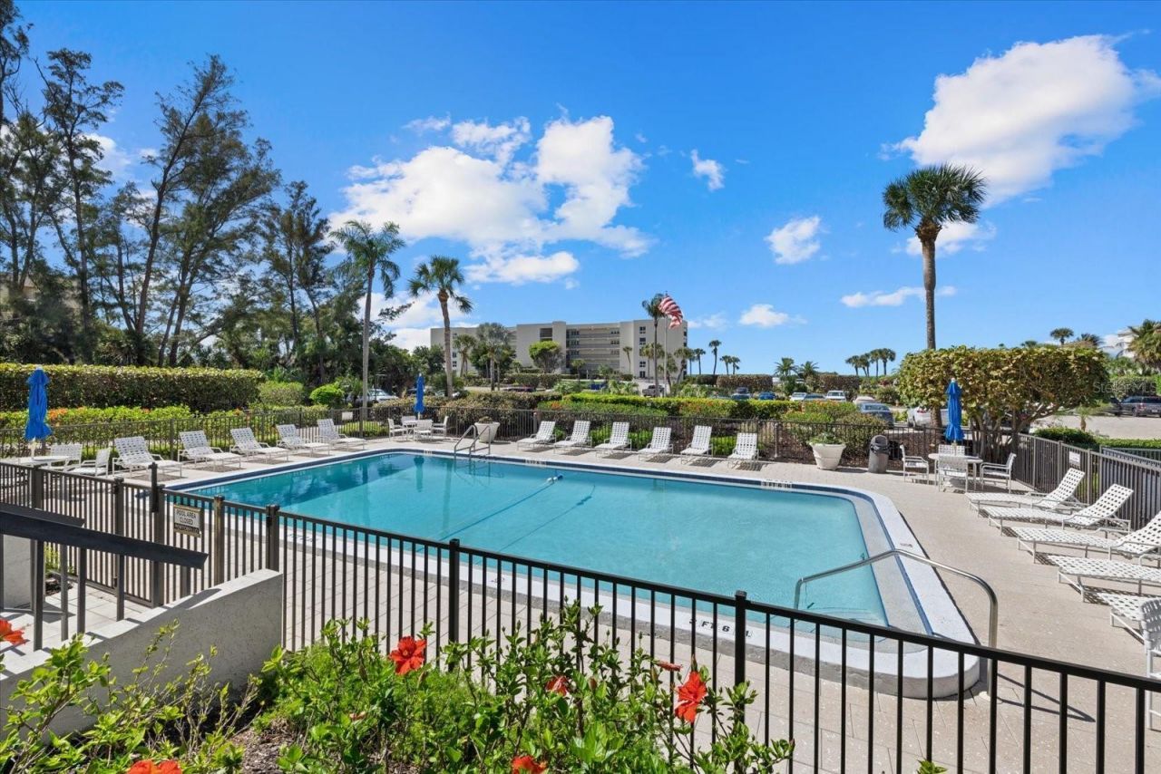 3240 Gulf Of Mexico Drive , Unit B402, Longboat Key, FL 34228 Photo