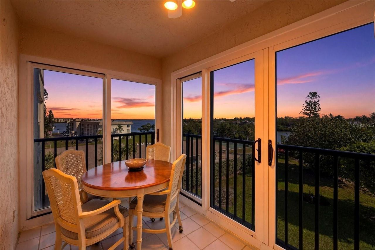 3240 Gulf Of Mexico Drive , Unit B402, Longboat Key, FL 34228 Photo