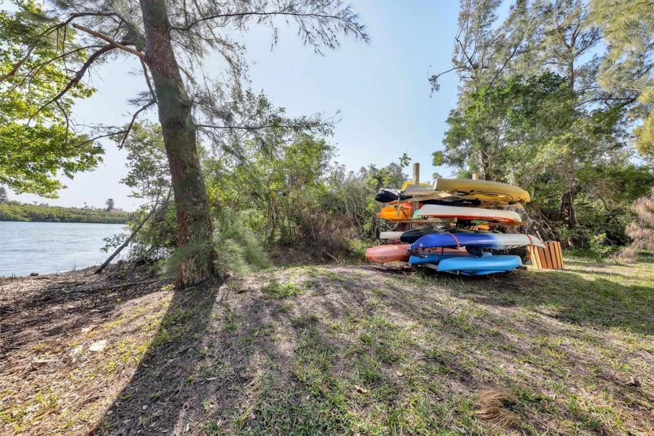 3240 Gulf Of Mexico Drive , Unit B402, Longboat Key, FL 34228 Photo