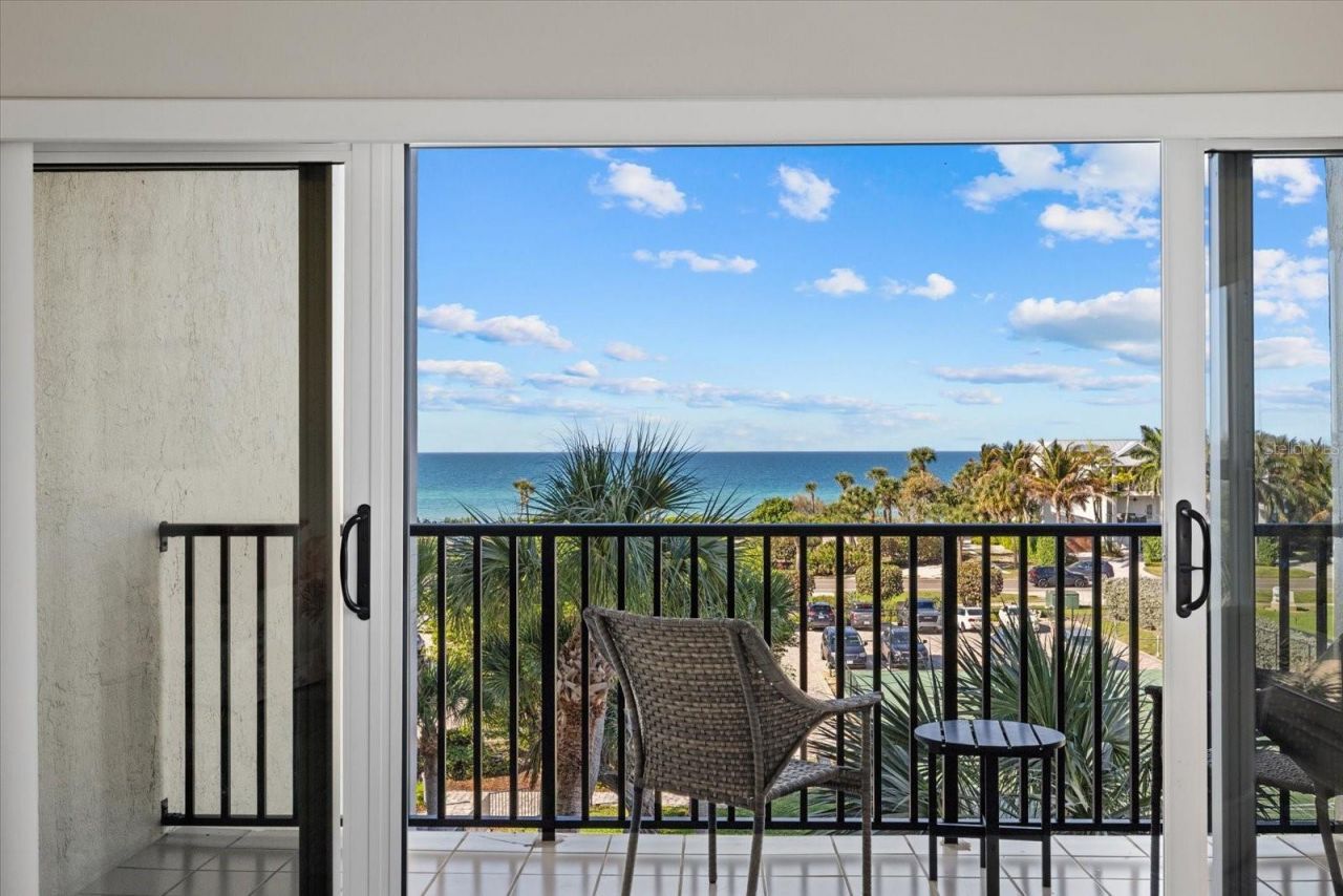 3240 Gulf Of Mexico Drive , Unit B402, Longboat Key, FL 34228 Photo