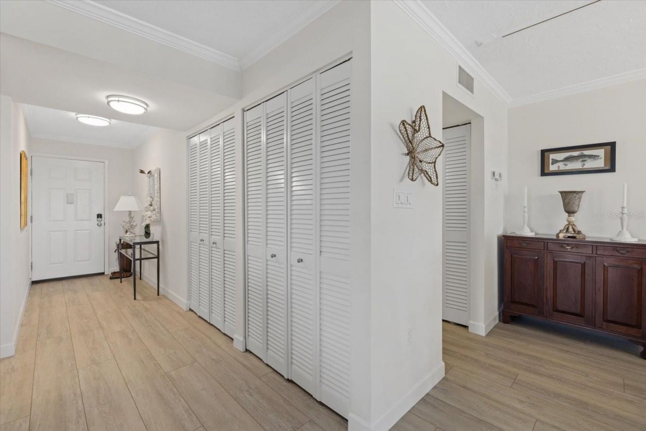 3240 Gulf Of Mexico Drive , Unit B402, Longboat Key, FL 34228 Photo