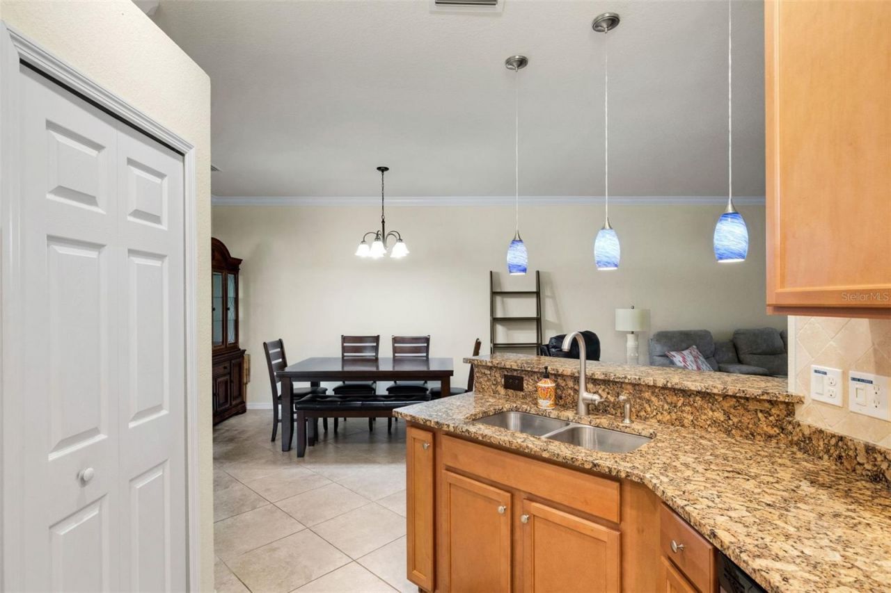 6780 Willowshire Way, Bradenton, FL 34212 Photo