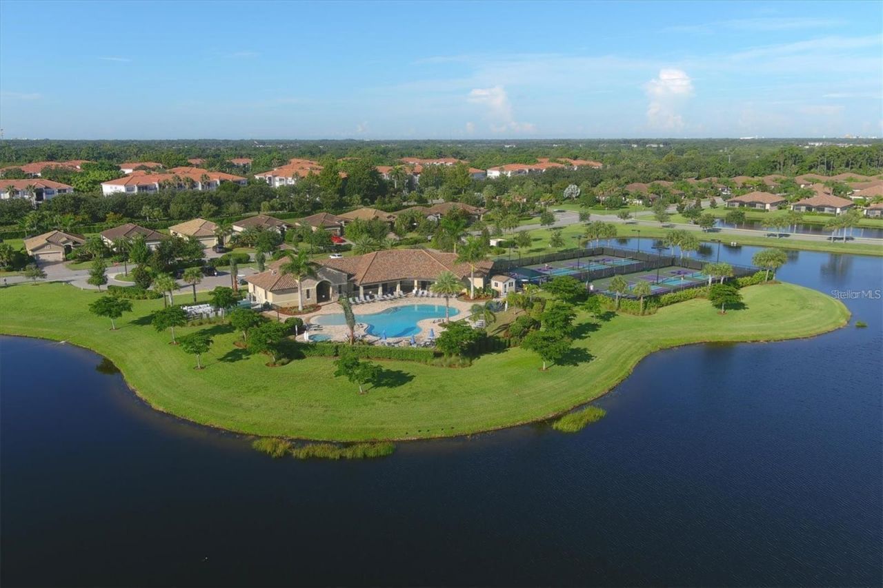 6780 Willowshire Way, Bradenton, FL 34212 Photo