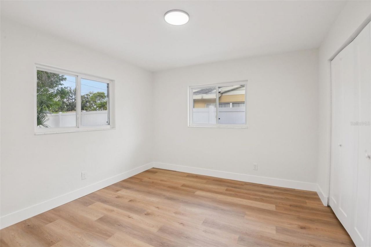 920 43rd Avenue Ne, Saint Petersburg, FL 33703 Photo